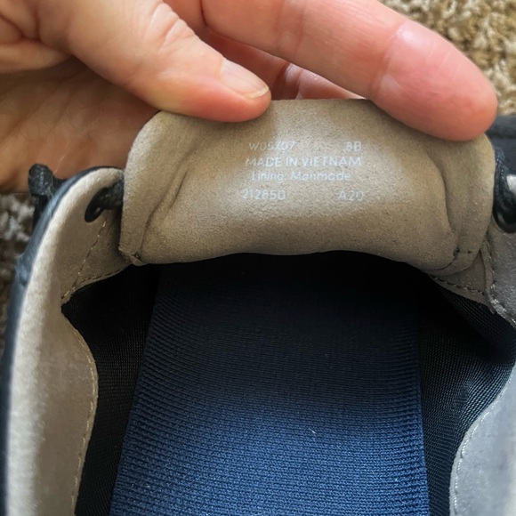 EUC COLE HAAN MARGO LEATHER LACE UP SNEAKERS - Picture 8 of 10